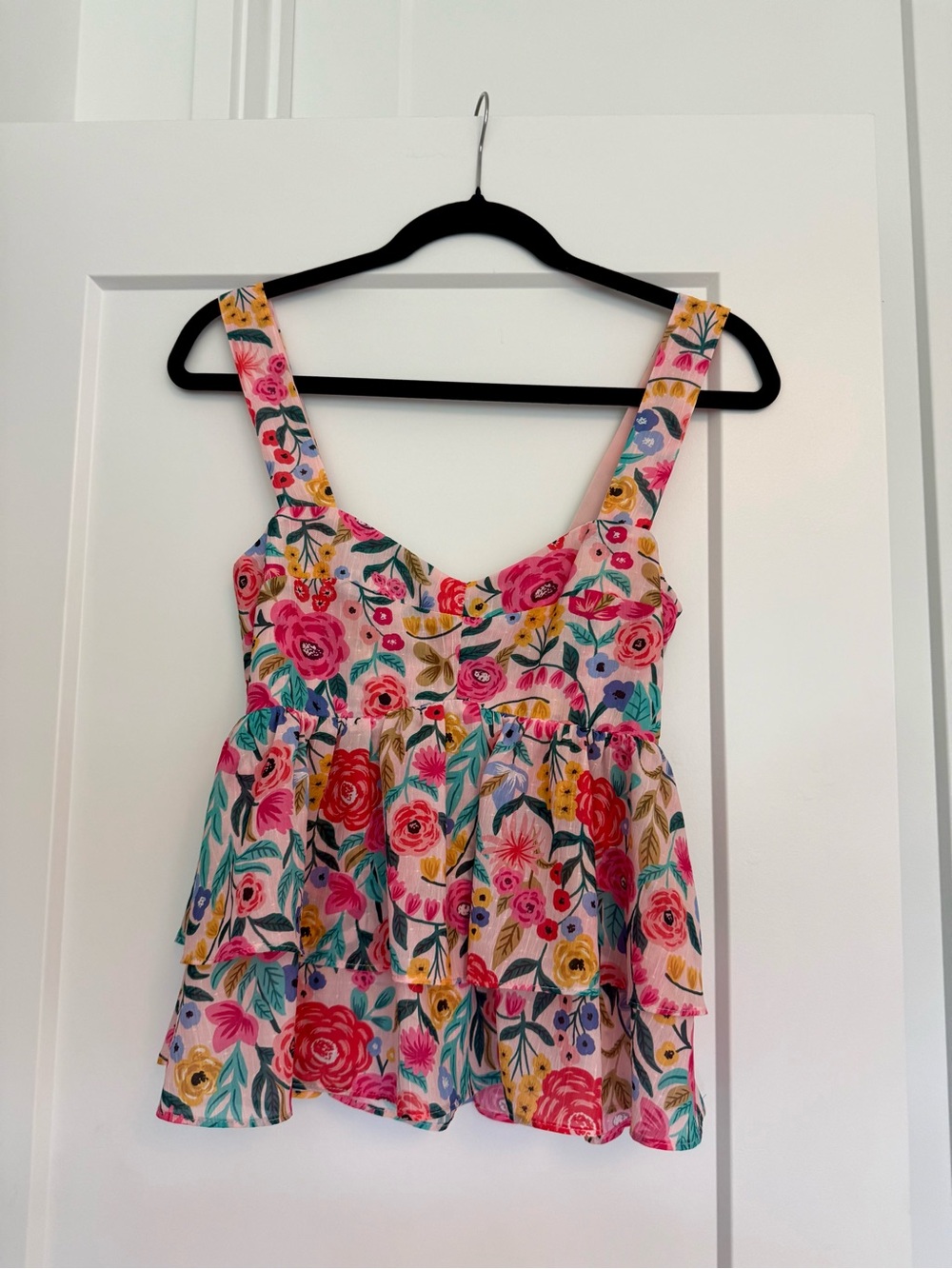 Floral Tiered Pink Floral Peplum Tank Top | Size Small